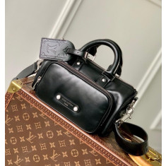 루이비통 M13988 키폴 카고 반둘리에 25cm