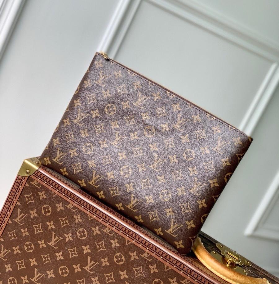 루이비통 M13560 모노그램 키 파우치 M