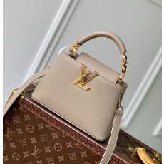 루이비통 카퓌신 M23943