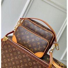 루이비통 25SS M14016 닐 크로스백