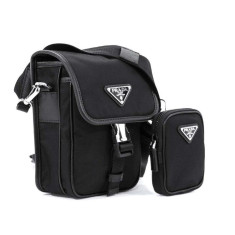 프라다 리나일론 가죽 숄더백 2VD043