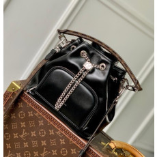 루이비통 노 웨이 바이브 M14377