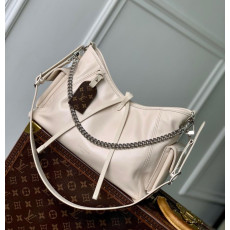 루이비통 M12919 캐리올 카고 숄더백