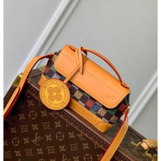 루이비통 N00187 스티머 이스트 웨스트 웨어러블