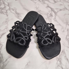 로에베 페탈 아나그램 슬라이드 슬리퍼 (국내배송)