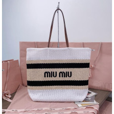 미우미우 5BG228 라피아 코튼 토트백