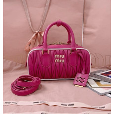 미우미우 SS25 마테라쎄 아르카디 토트백 22cm