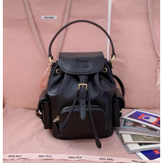 미우미우 레터링 로고 백팩 스몰 5BZ043