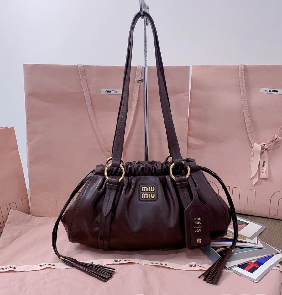 미우미우 5BG306 조이 태슬 숄더백