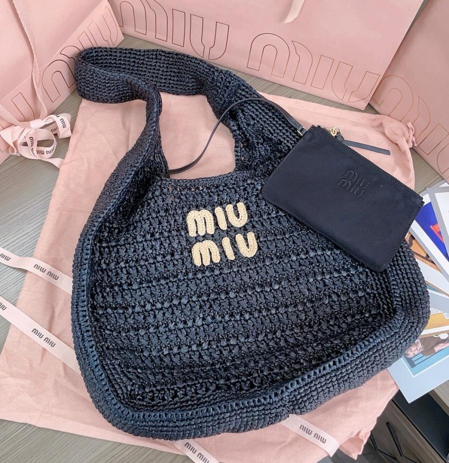 미우미우 5BC116 우븐 패브릭 호보백