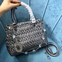 미우미우 5BA067 크리스탈 나파 가죽 토트백