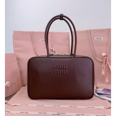 미우미우 아르카디 가죽 보백 미디움, 라지 