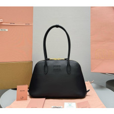 미우미우 숄더백