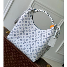 루이비통 M12093 카멜 호보백