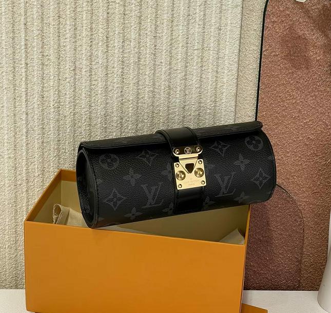 루이비통 M10145 에투이3 몽트르