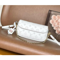 루이비통 M11299 월릿 온 체인 아이비