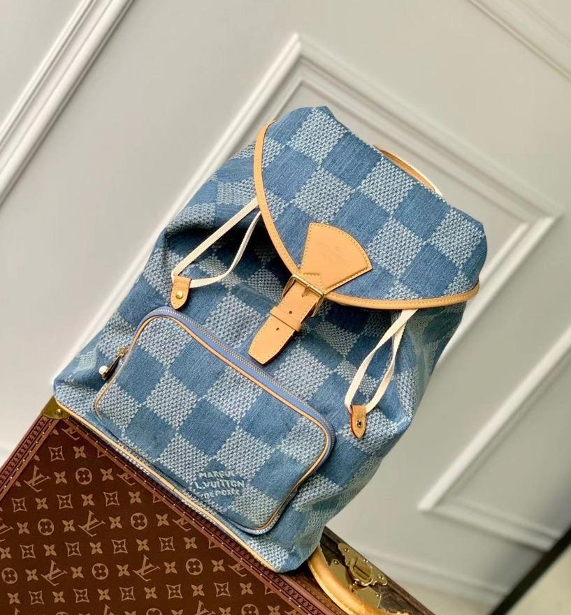 루이비통 M40708 몽수리 백팩