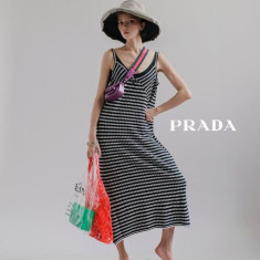 프라다 비안카 원피스 (국내배송)