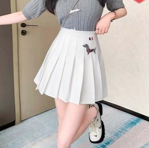 톰브라운 삼선 도그 로고 플리츠 스커트 3컬러 (국내배송)