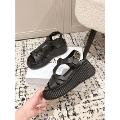 끌로에 나마 웨지 샌들