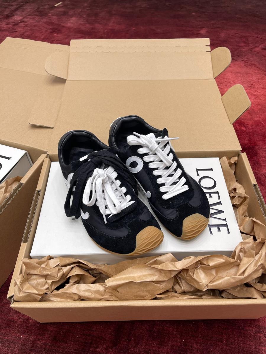 왕자 로에베 발레 러너 2.0 스니커즈