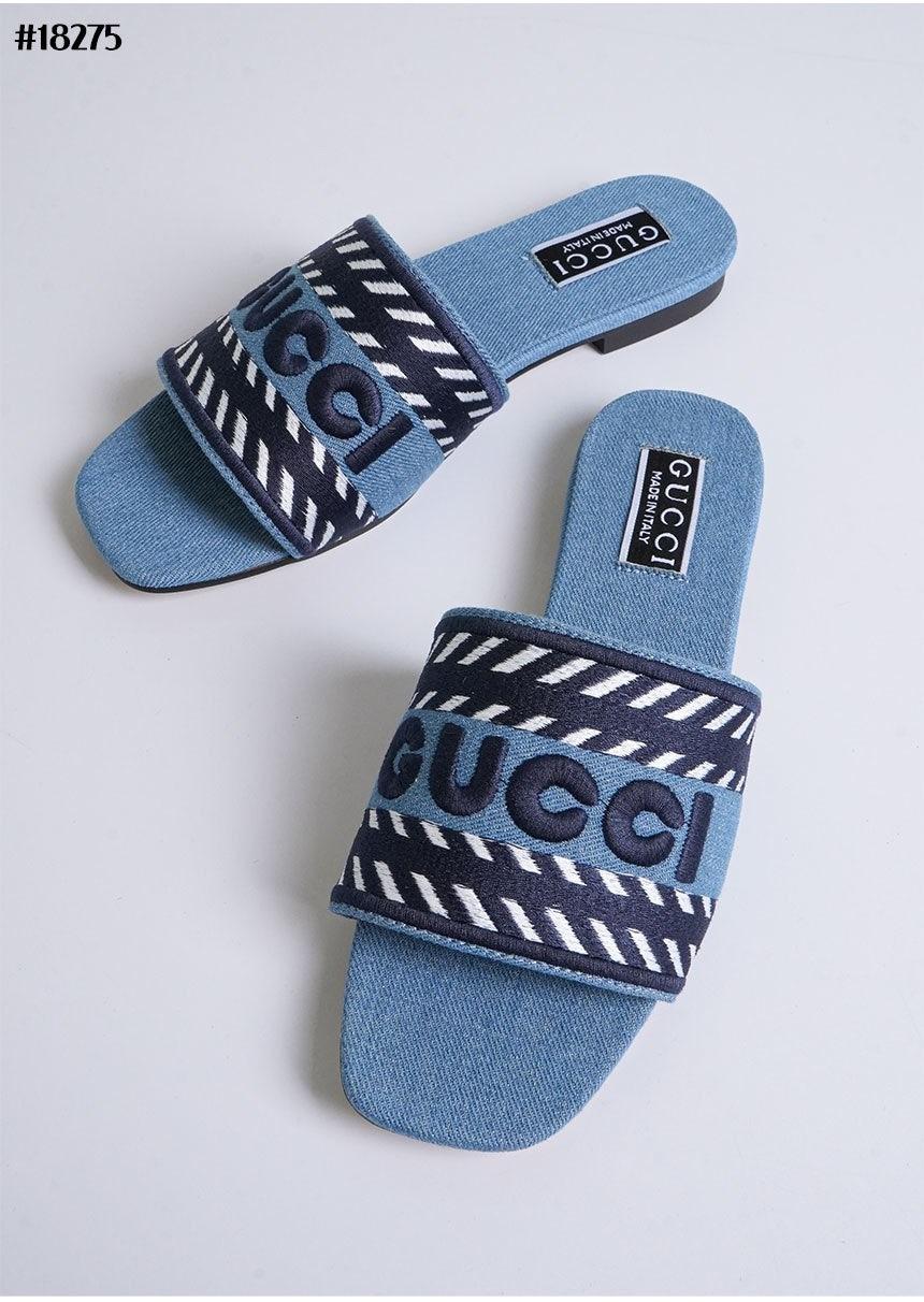 구찌 데님 스크립트 슬라이드 샌들 (국내배송)