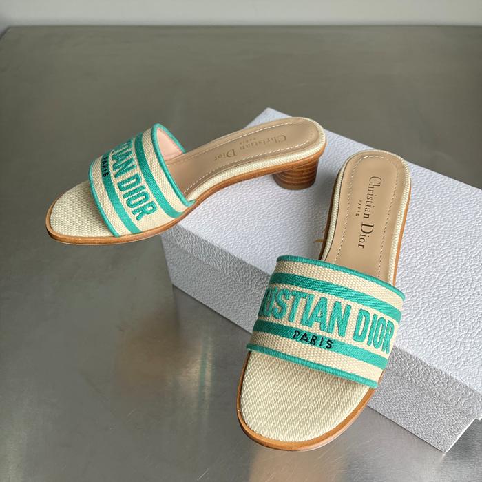 디올 디웨이 뮬 미들힐