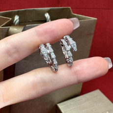 불가리 세르펜티 풀파베 귀걸이 실버