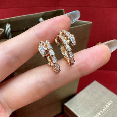 불가리 세르펜티 풀파베 귀걸이 골드