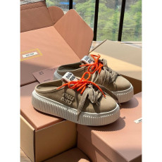 미우미우 스니커즈 뮬 (2가지 컬러)