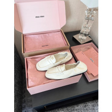 미우미우 루슈 로퍼