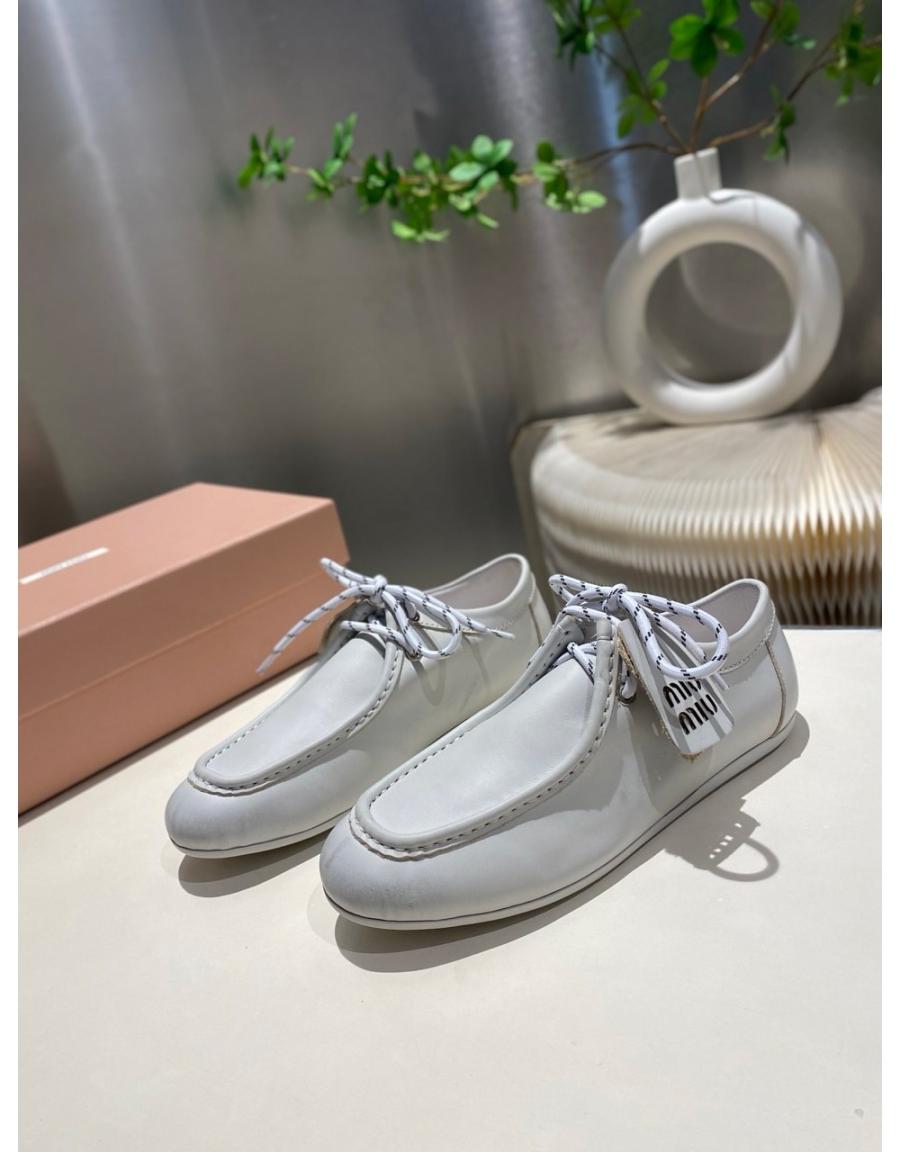 미우미우 스웨이드 레더 로퍼 (3가지 컬러)