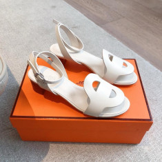 에르메스 줄리엣 샌들 (3가지 색상,2가지 굽)