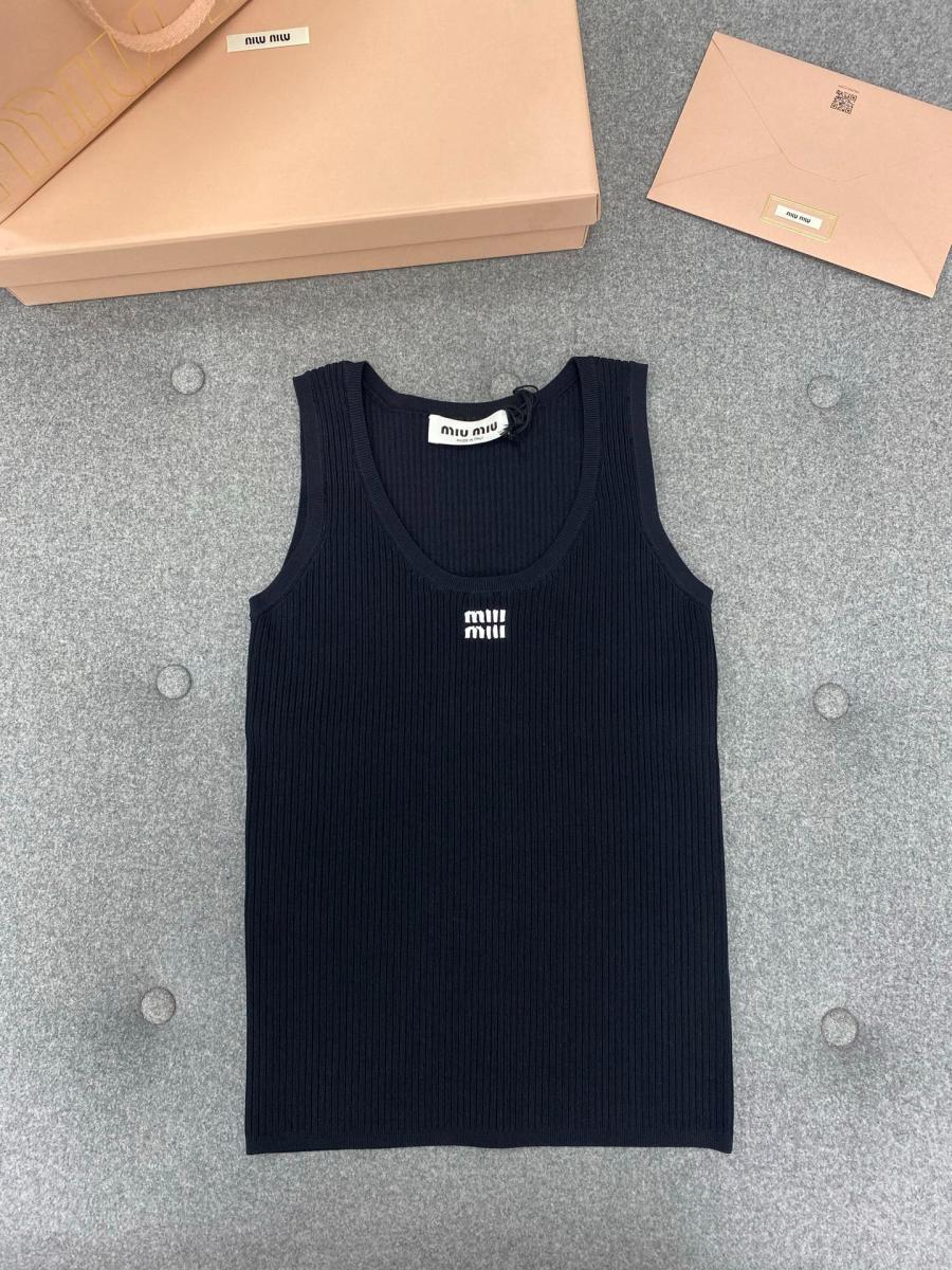 미우미우 민소매 나시티