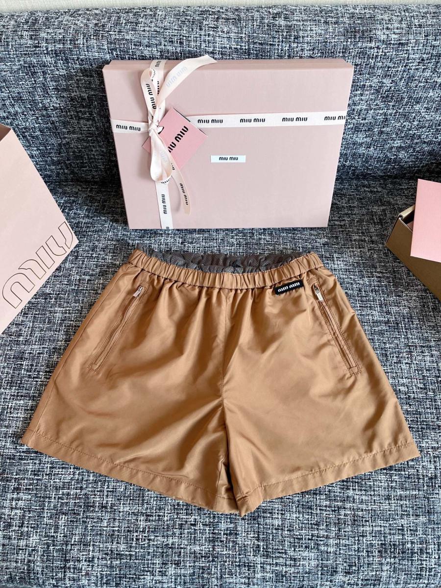 미우미우 버뮤다 반바지