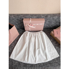 미우미우 포플린 스커트