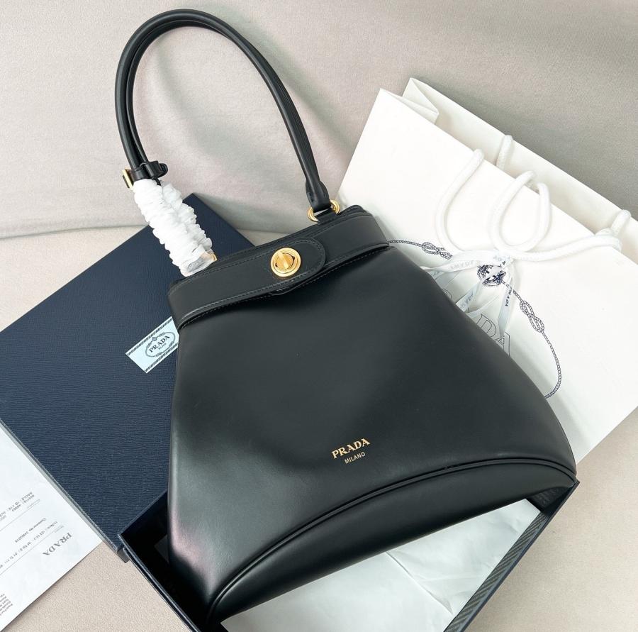 프라다 1BG567 미디움 에뛰드 레더 숄더백