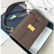 프라다 1BD378 소프트 사운드 참 장식 라지 숄더백