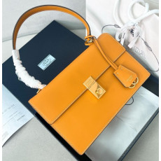 프라다 1BD378 소프트 사운드 참 장식 라지 숄더백