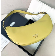 프라다 1BC255 드뮈룬 라지 가죽 숄더백