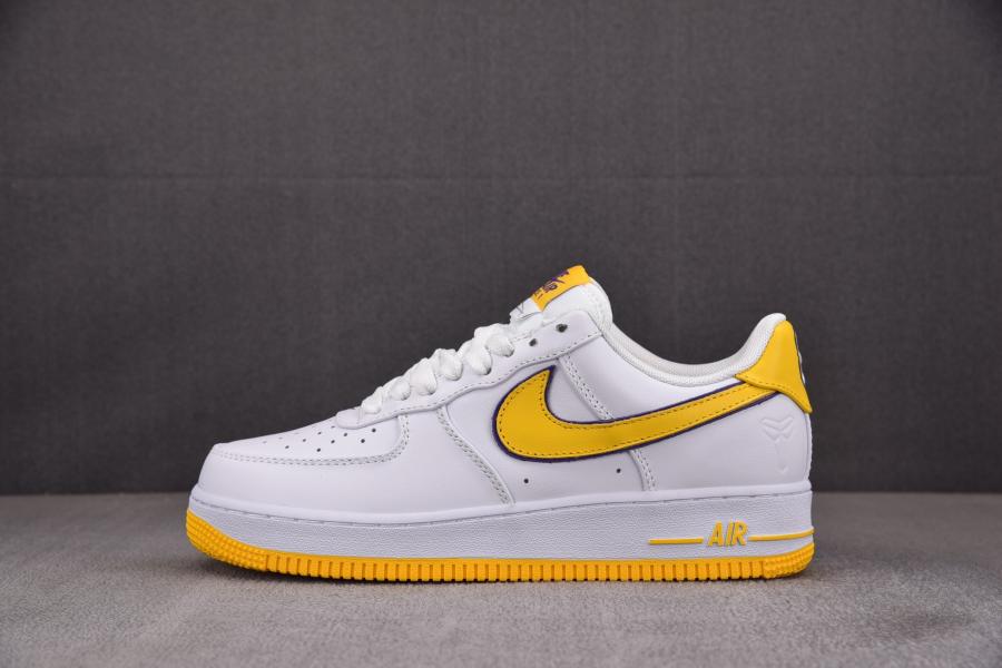 나이키 코비 에어포스 1 로우 바시티 메이즈 앤 바시티 퍼플 FZ1151-100