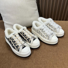 디올 워크앤 플랫폼 시어링 스니커즈 2컬러