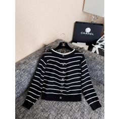 샤넬 스트라이프 가디건