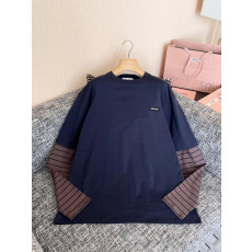 미우미우 긴팔 티셔츠