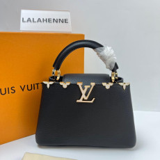 ✨타임세일✨ 루이비통 카퓌신 미니 가로 22cm