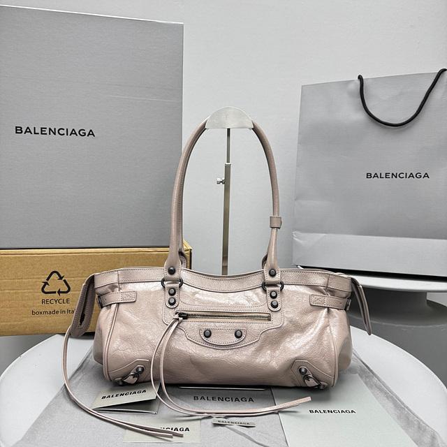 발렌시아가 르시티 이스트웨스트