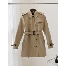 버버리 헤리티지 클래식 트렌치코트 (국내배송)