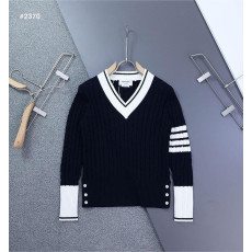 톰브라운 밀라노 암밴드 케이블 니트 (국내배송)