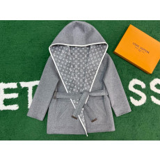 루이비통 리버서블 시그니처 후드 랩 코트