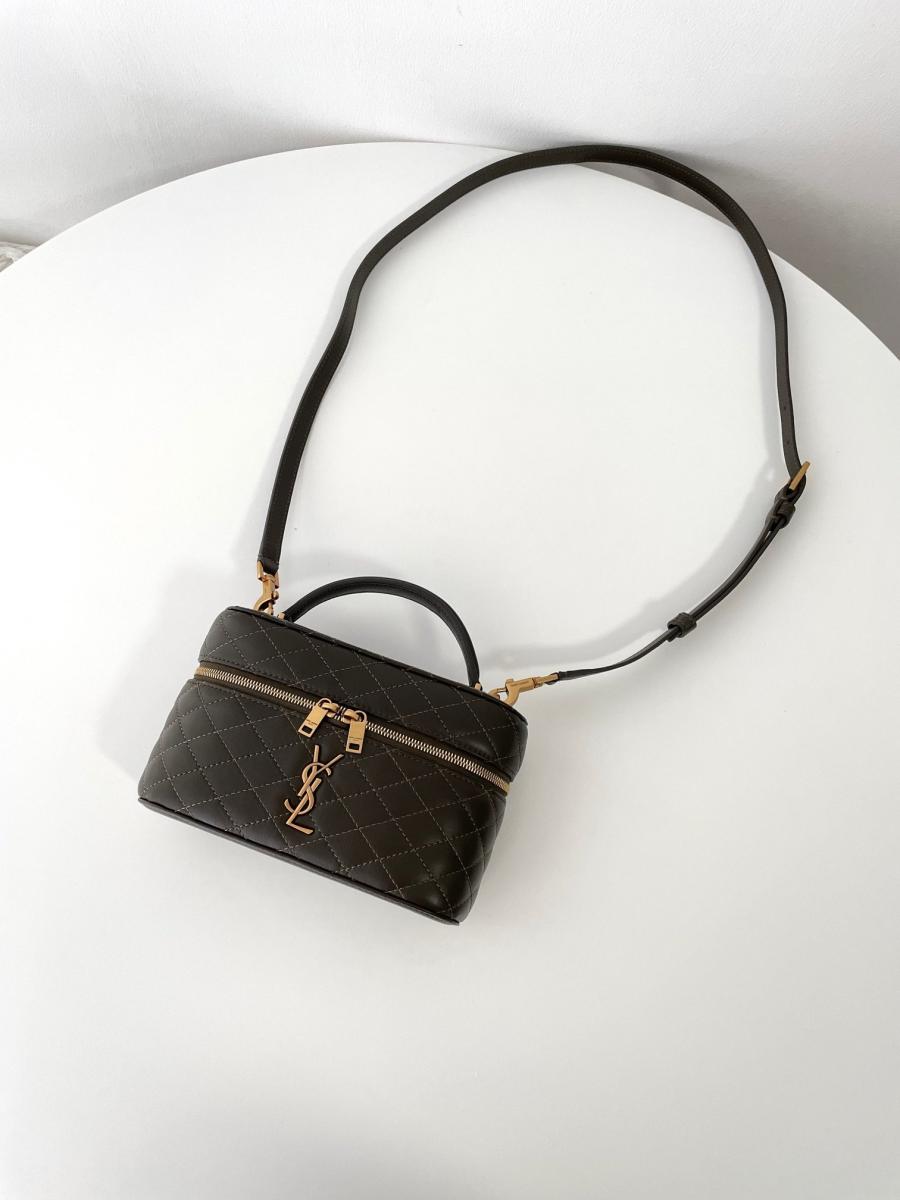 생로랑 가비 배니티백 766731